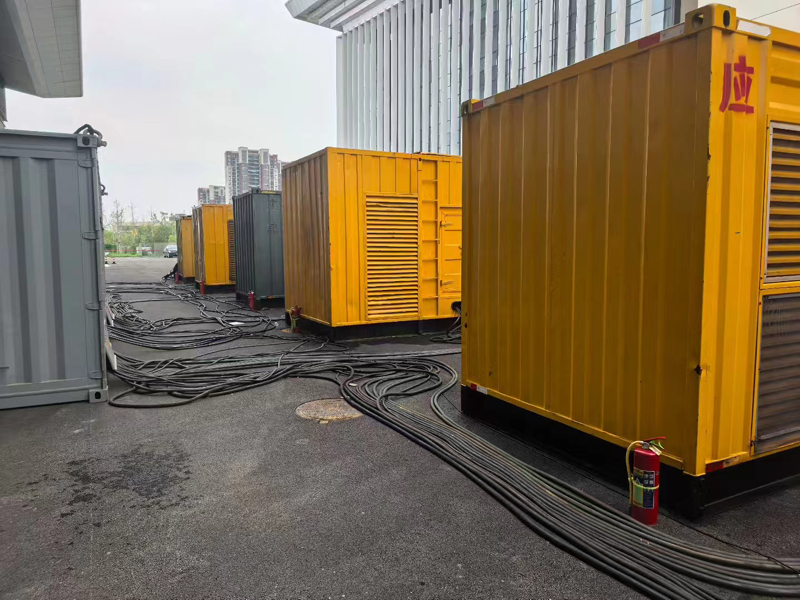 达拉特不同季节柴油发电机组保养有哪些注意事项?