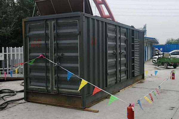 达拉特发电机租赁空气滤清器多久更换一次？
